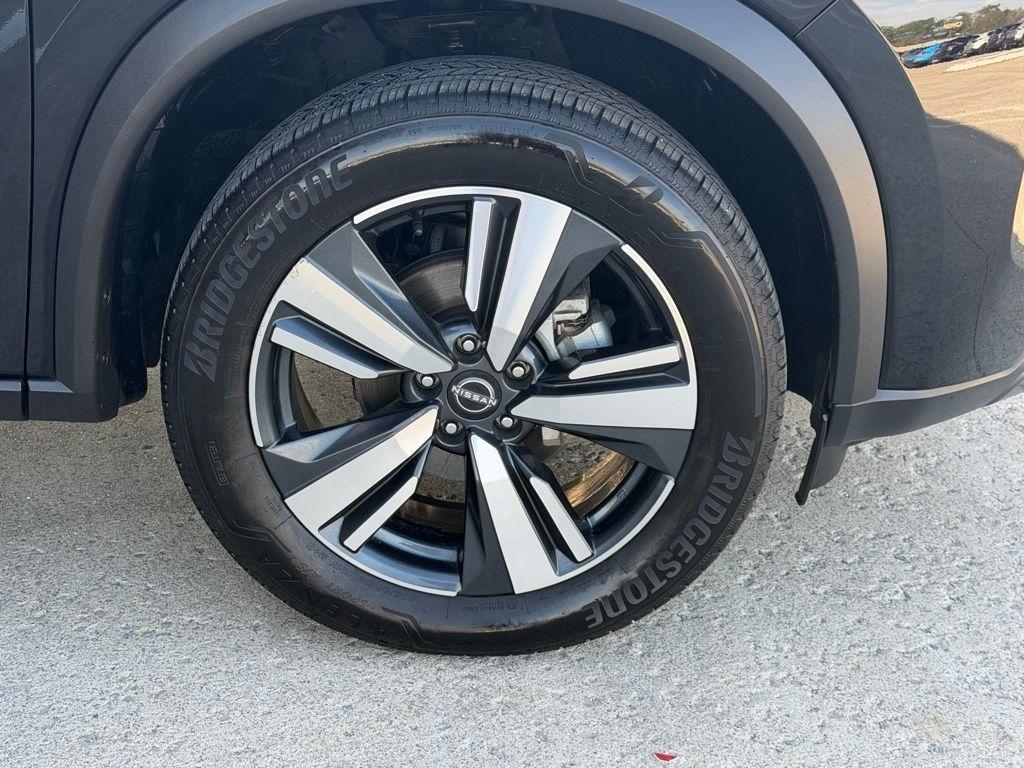 Nissan Rogue  2023
