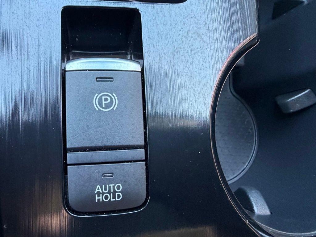 Nissan Rogue  2023