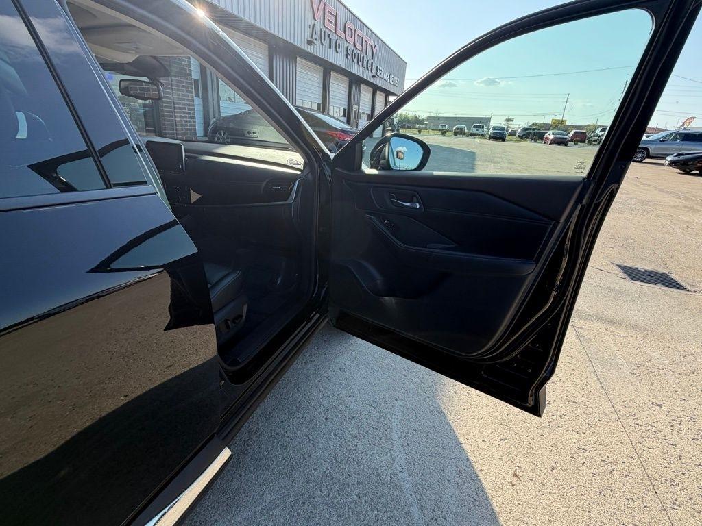Nissan Rogue  2023