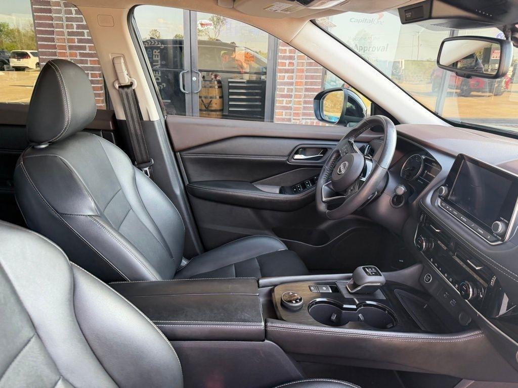 Nissan Rogue  2023