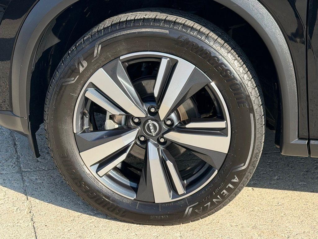 Nissan Rogue  2023