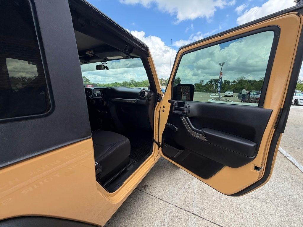 Jeep Wrangler  2013