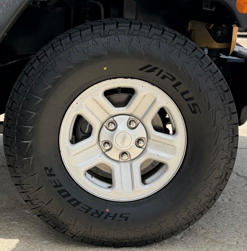 Jeep Wrangler  2013