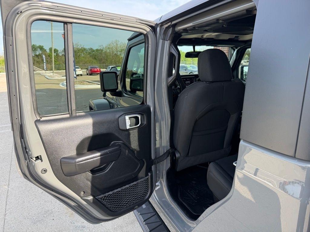 Jeep Gladiator  2021