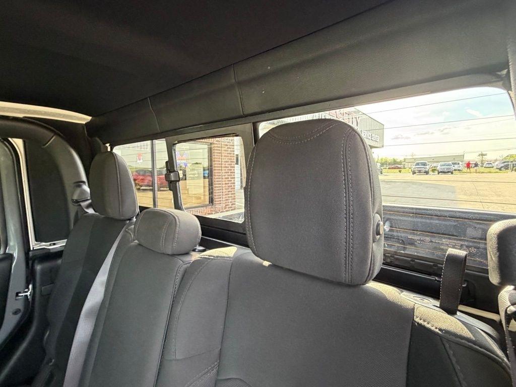Jeep Gladiator  2021