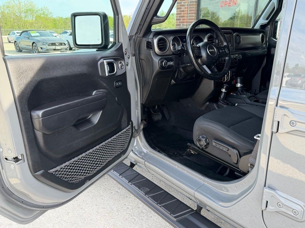 Jeep Gladiator  2021