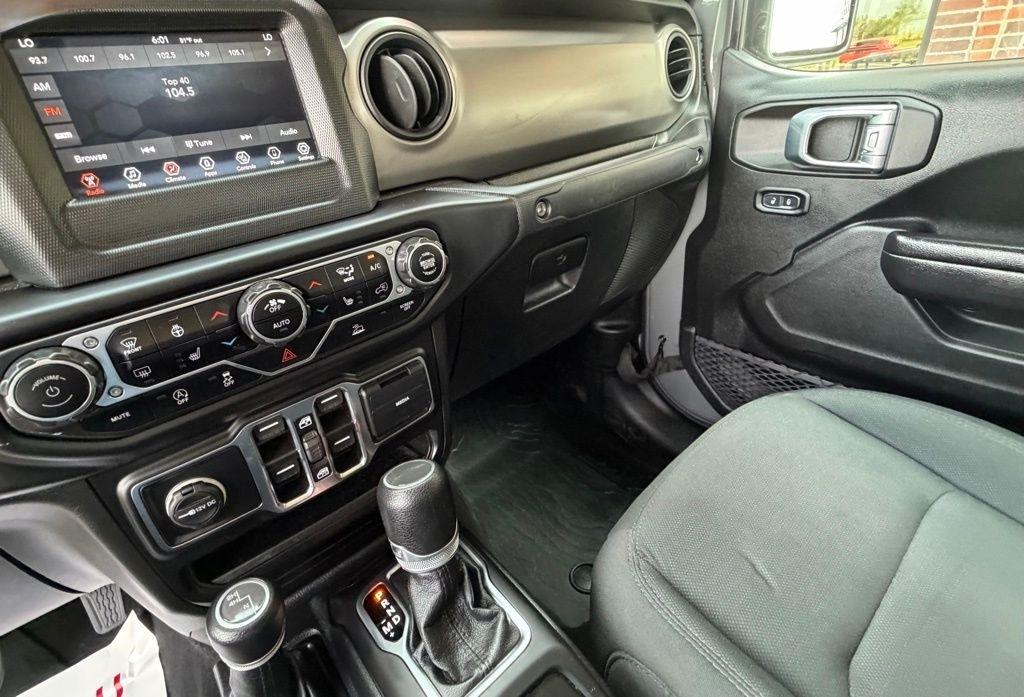 Jeep Gladiator  2021