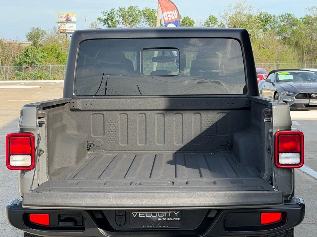 Jeep Gladiator  2021