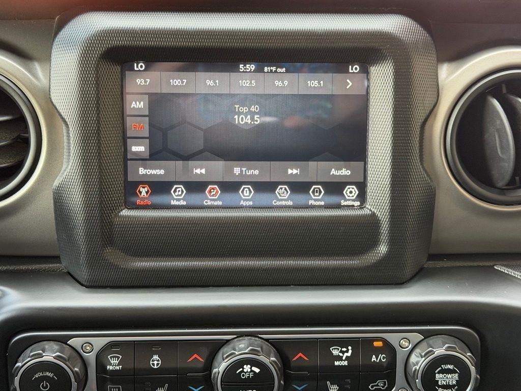 Jeep Gladiator  2021