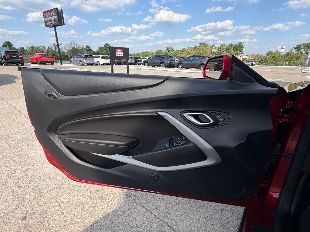 Chevrolet Camaro  2024