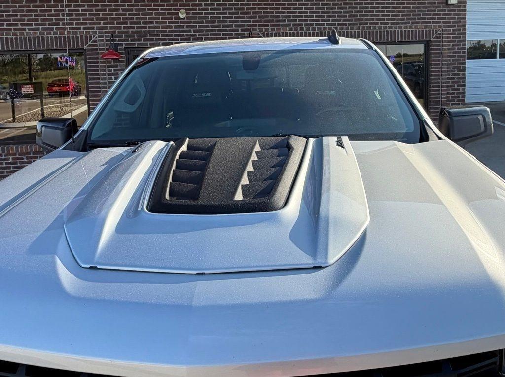 Chevrolet Silverado 1500  2021