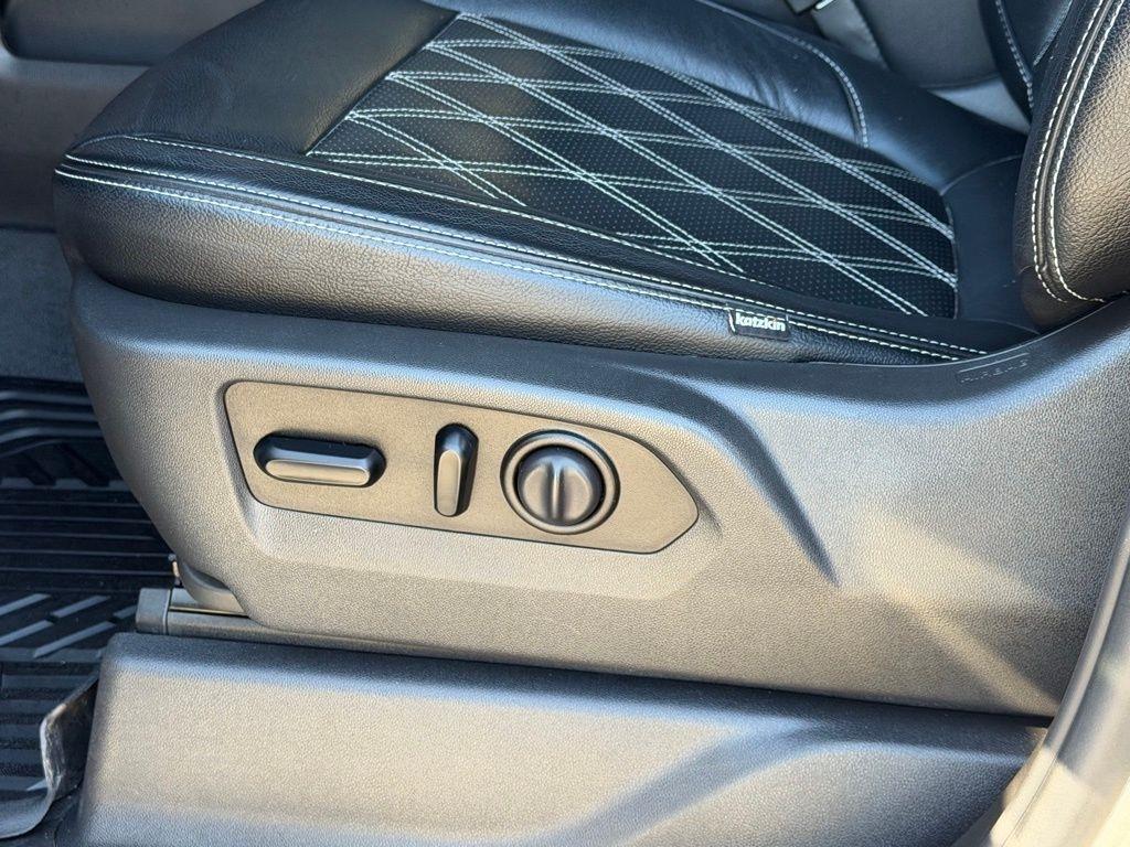 Chevrolet Silverado 1500  2021