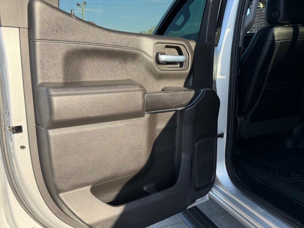 Chevrolet Silverado 1500  2021