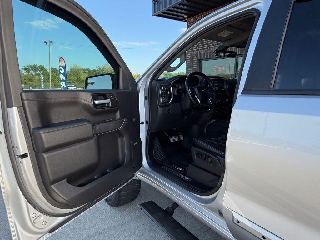 Chevrolet Silverado 1500  2021