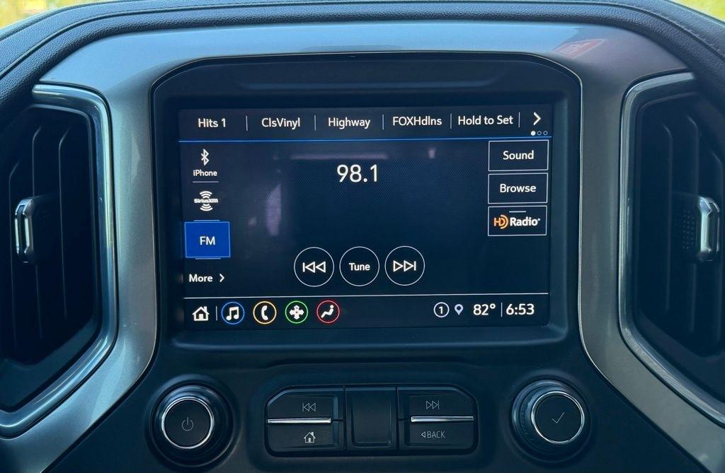 Chevrolet Silverado 1500  2021