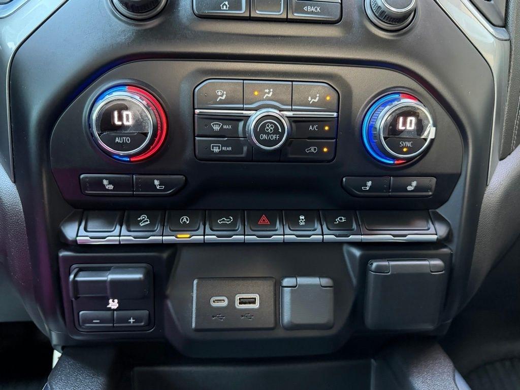 Chevrolet Silverado 1500  2021