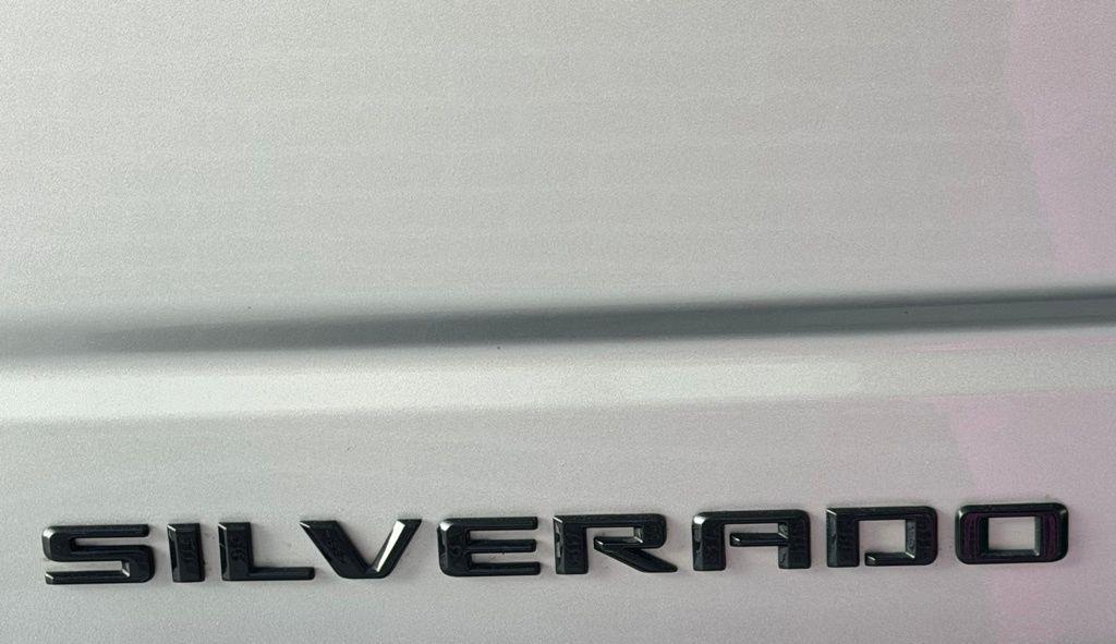 Chevrolet Silverado 1500  2021
