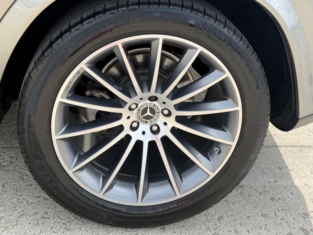 Mercedes-Benz GLE-Class  2022