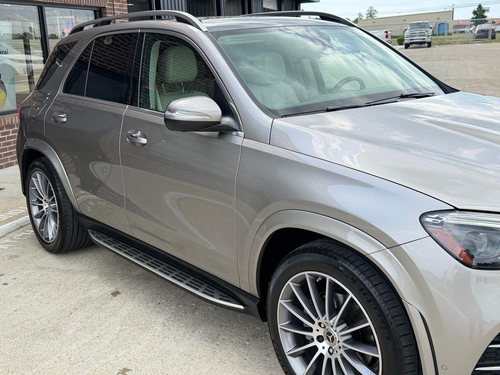 Mercedes-Benz GLE-Class  2022