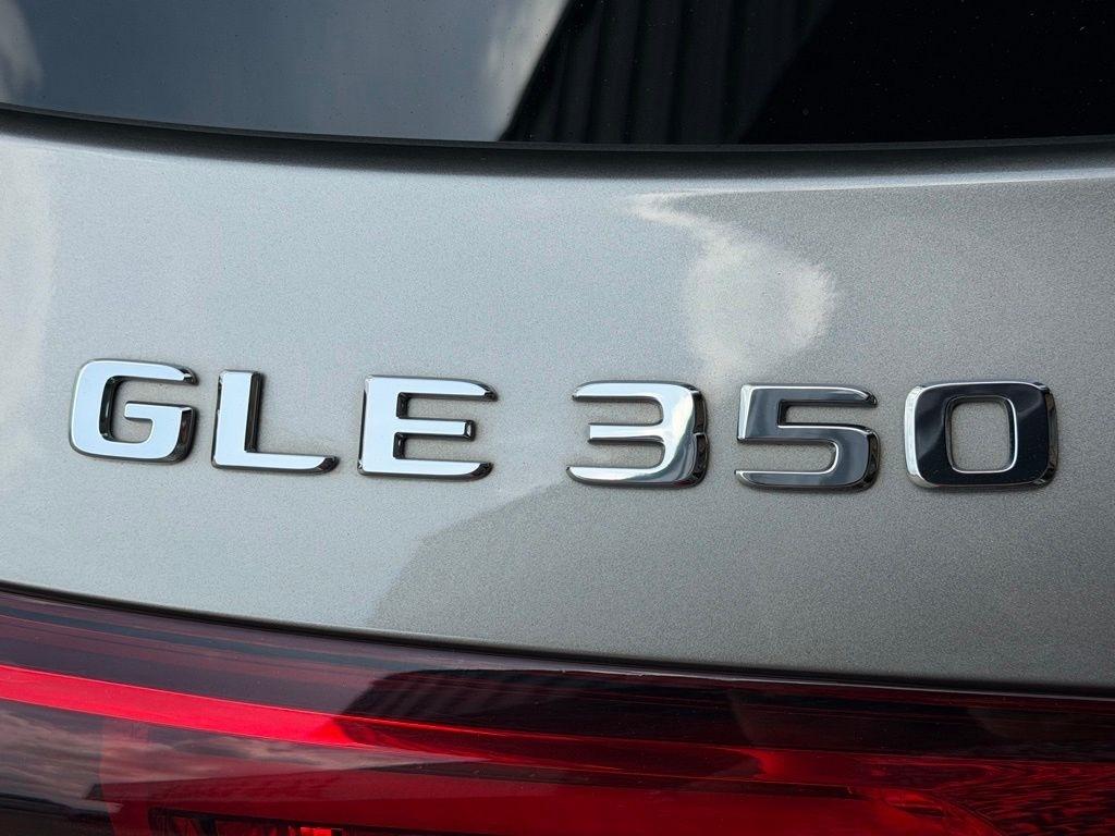 Mercedes-Benz GLE-Class  2022