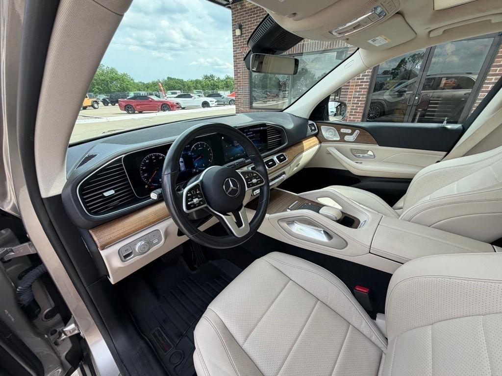 Mercedes-Benz GLE-Class  2022