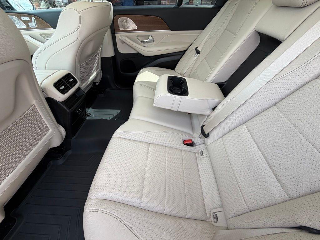 Mercedes-Benz GLE-Class  2022