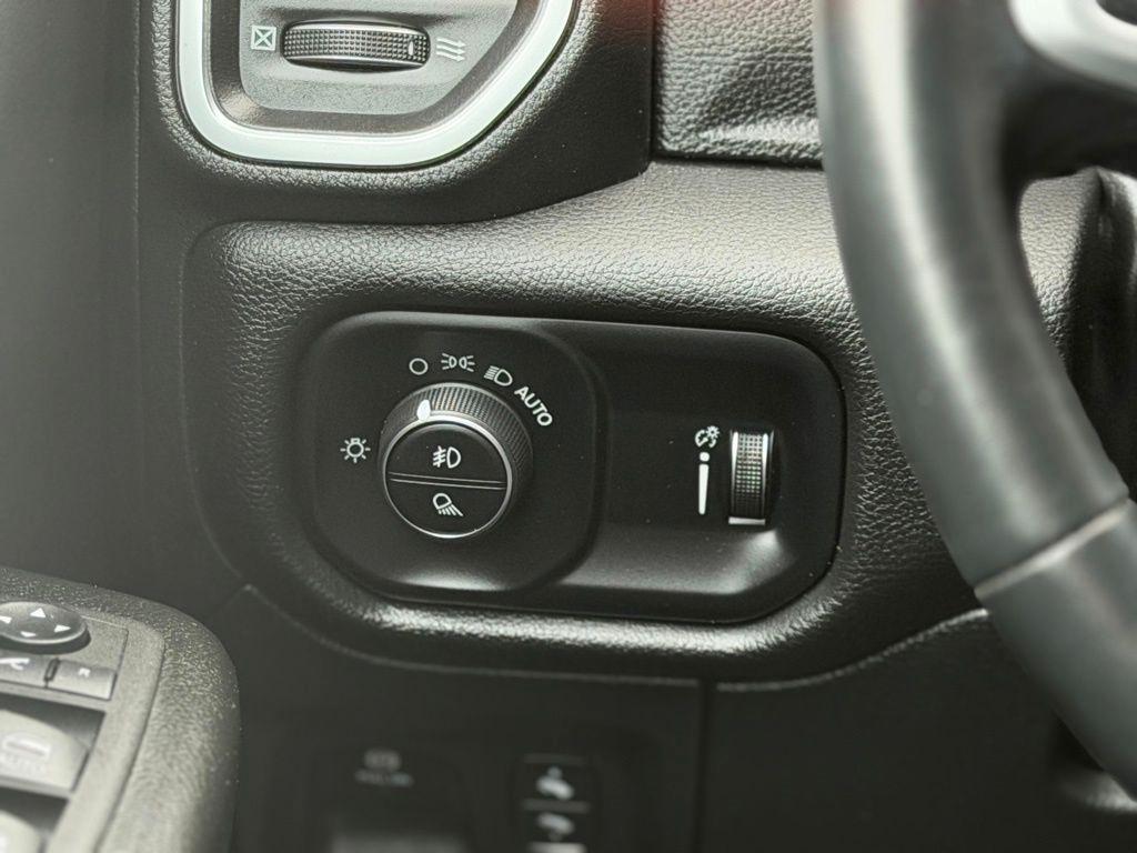 RAM 1500  2024