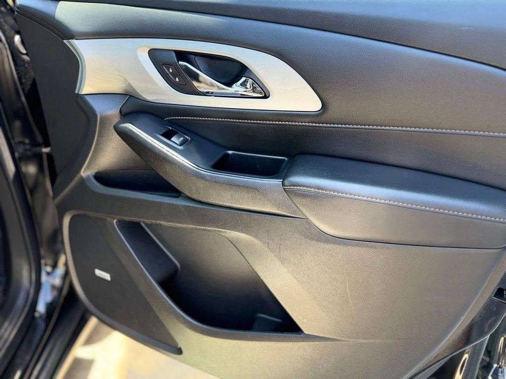 Chevrolet Traverse  2021