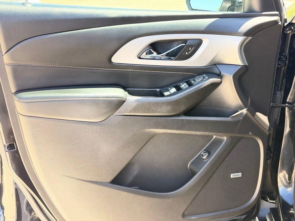 Chevrolet Traverse  2021