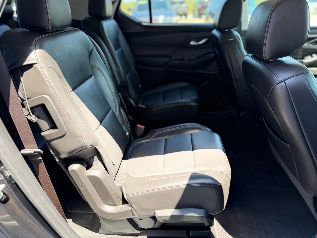 Chevrolet Traverse  2021