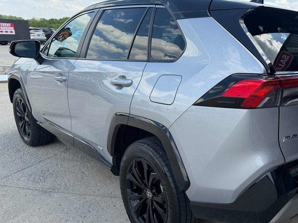 Toyota RAV4 Hybrid  2023