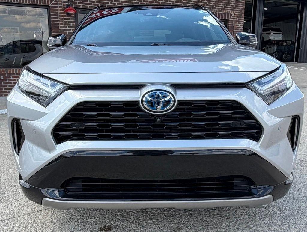 Toyota RAV4 Hybrid  2023