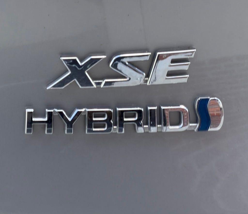 Toyota RAV4 Hybrid  2023