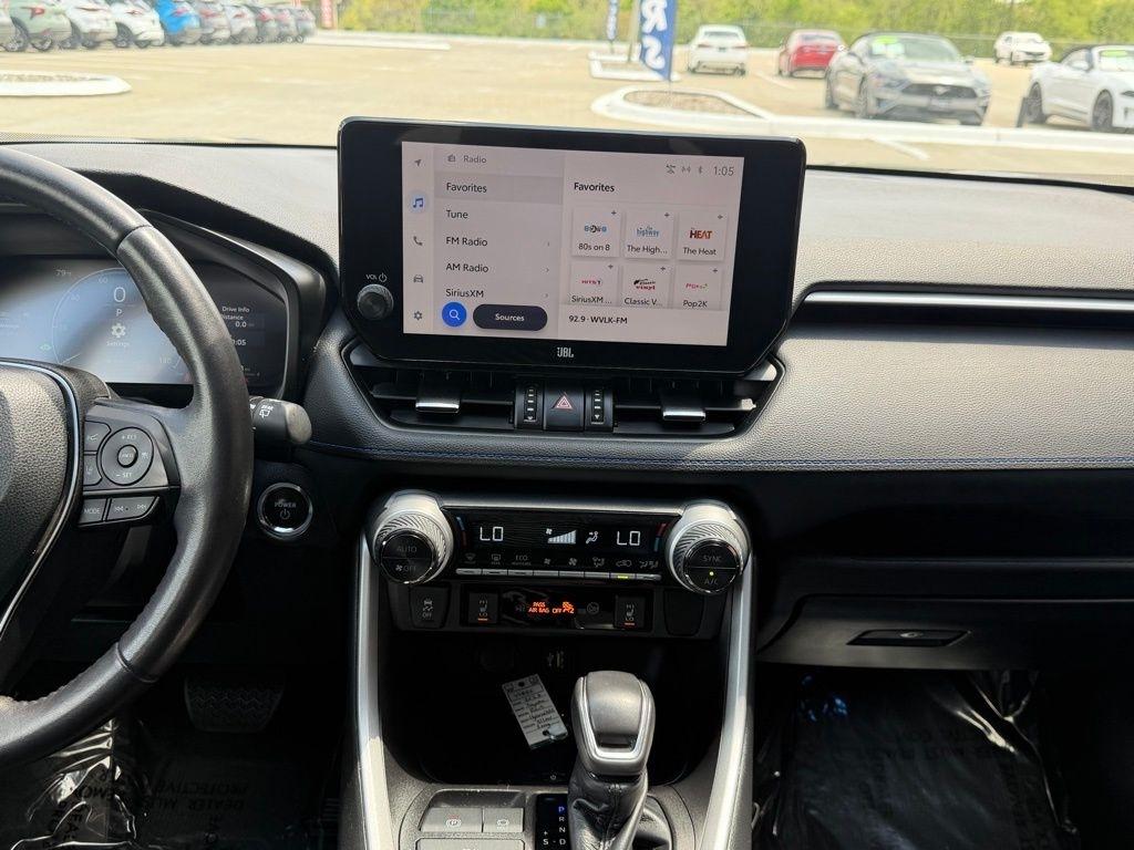 Toyota RAV4 Hybrid  2023
