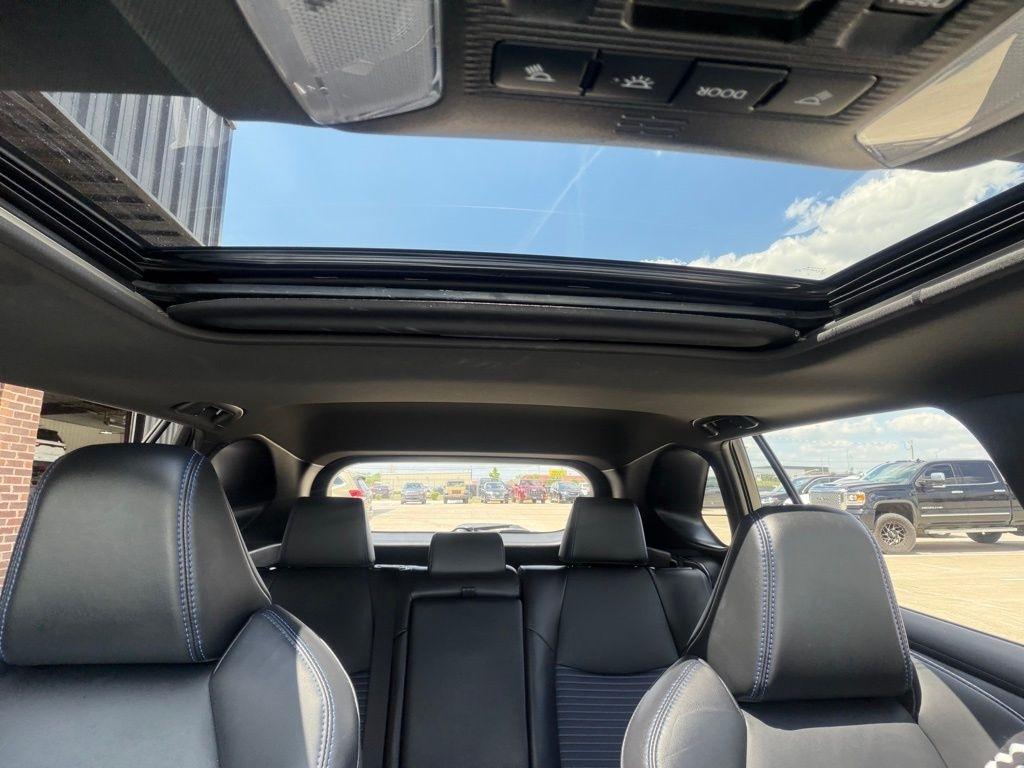 Toyota RAV4 Hybrid  2023