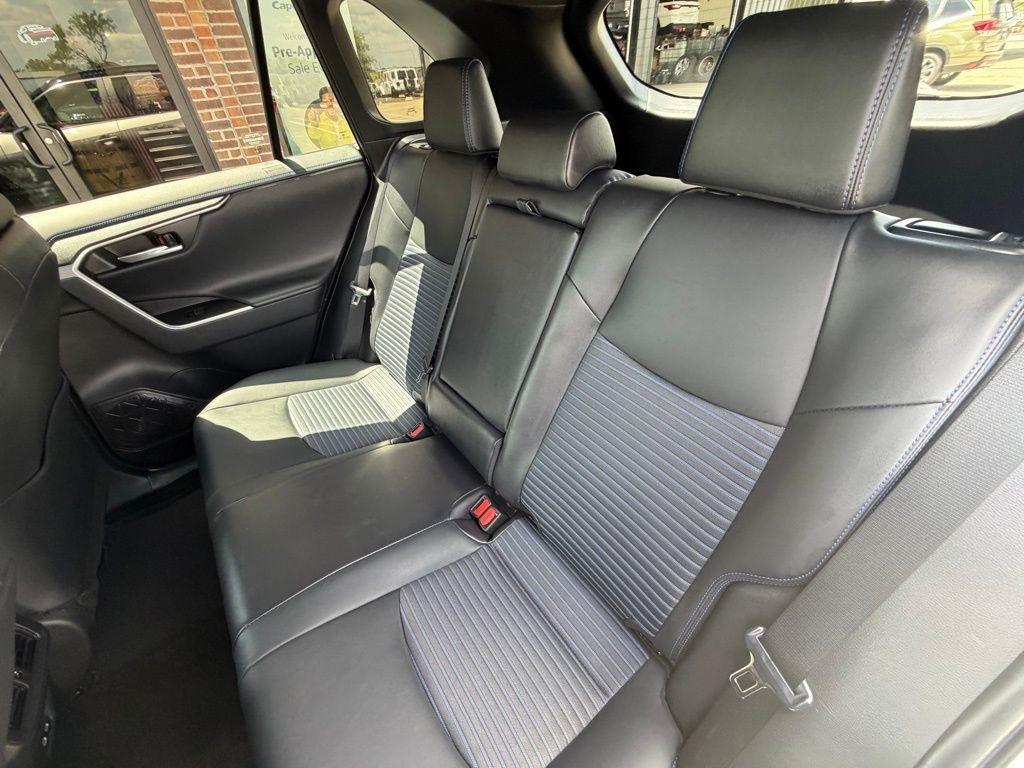 Toyota RAV4 Hybrid  2023