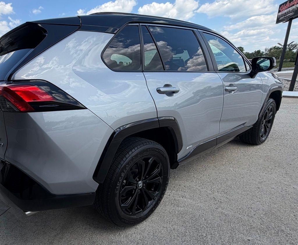 Toyota RAV4 Hybrid  2023