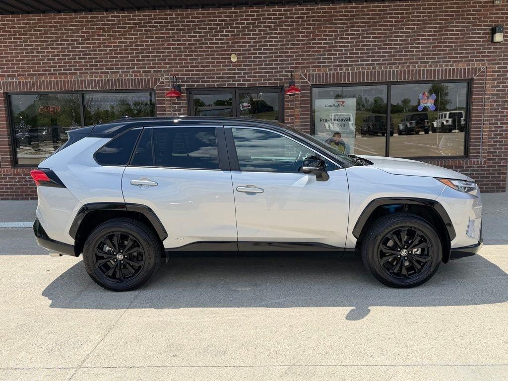 Toyota RAV4 Hybrid  2023