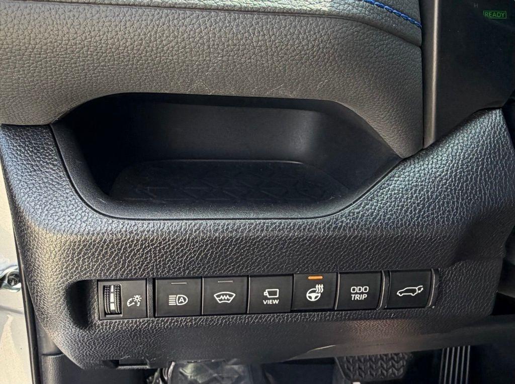 Toyota RAV4 Hybrid  2023