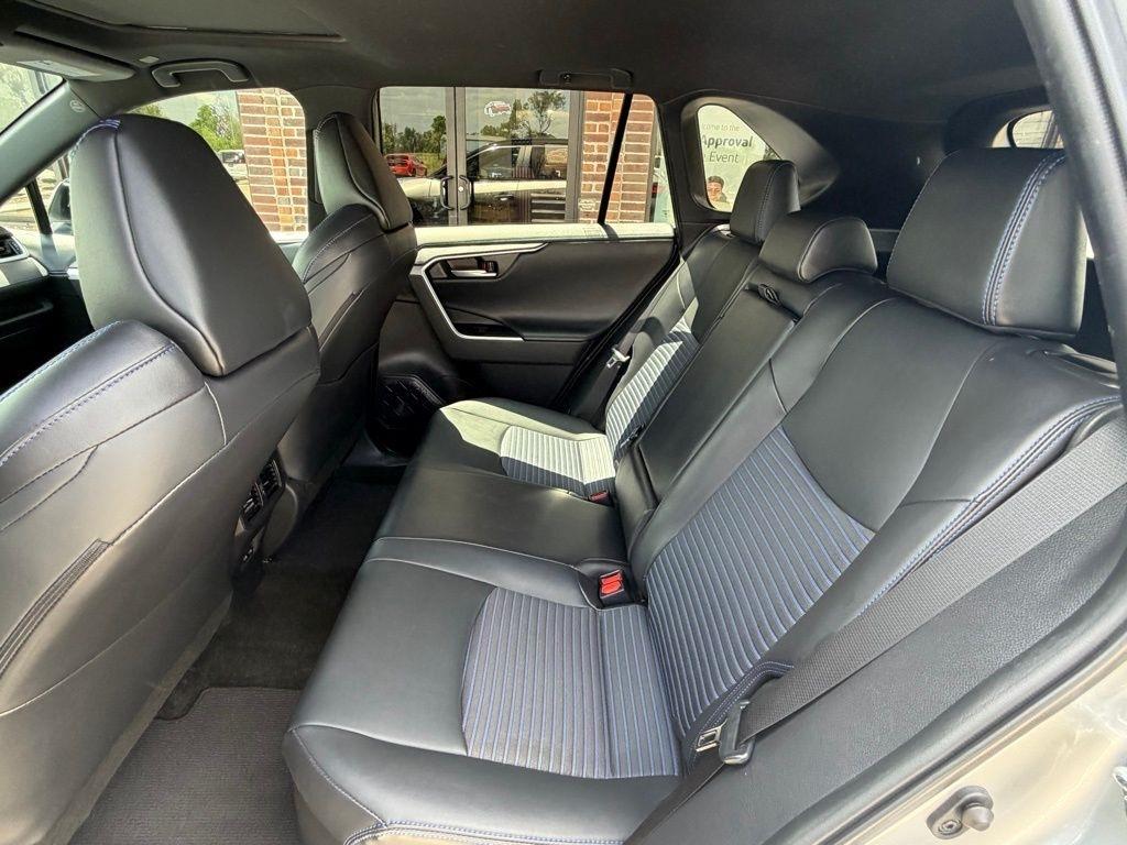 Toyota RAV4 Hybrid  2023