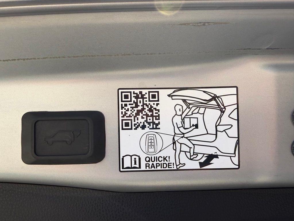 Toyota RAV4 Hybrid  2023