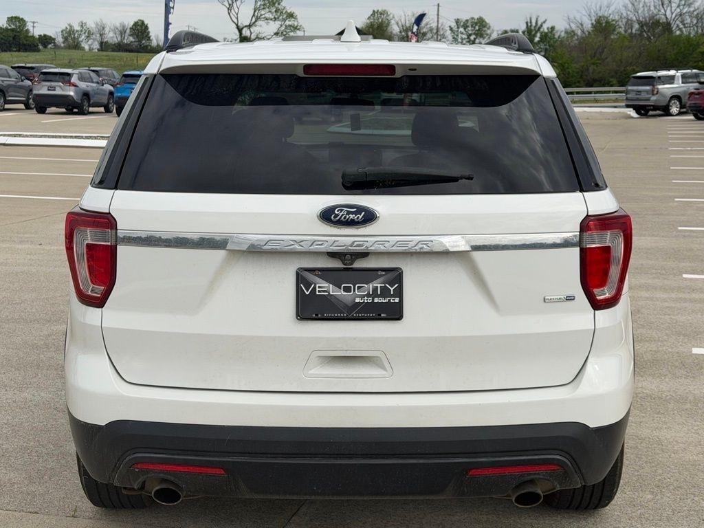 Ford Explorer  2016
