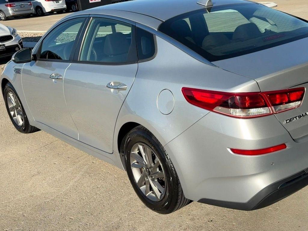 Kia Optima  2019