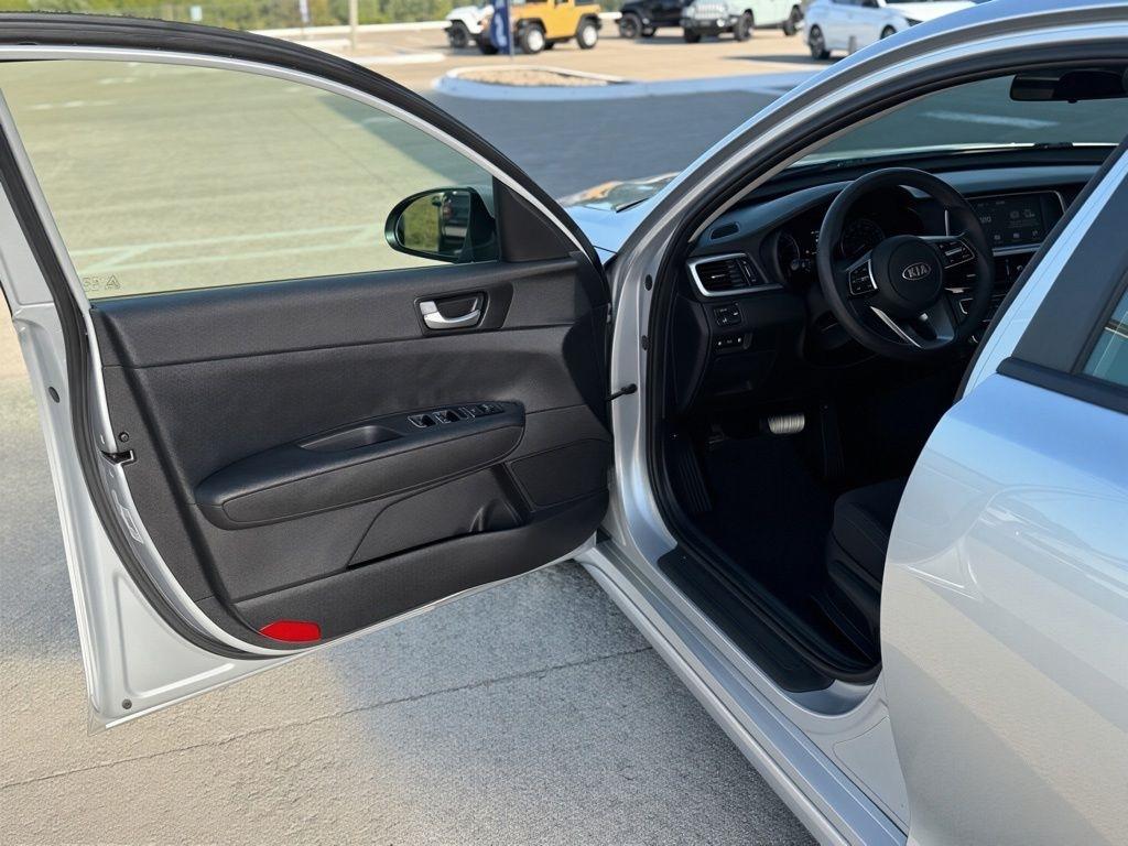 Kia Optima  2019