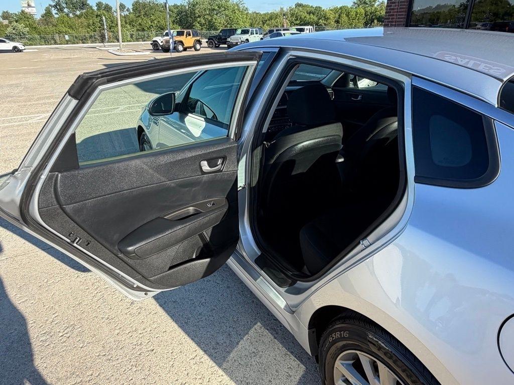 Kia Optima  2019