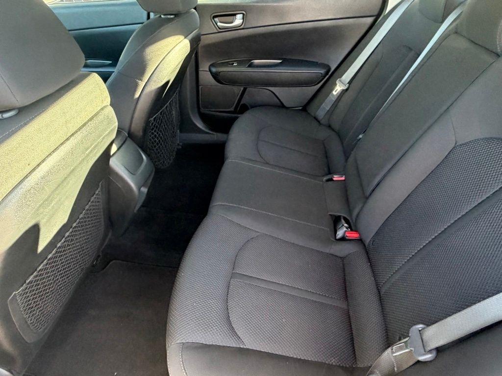 Kia Optima  2019