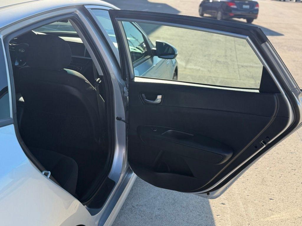 Kia Optima  2019