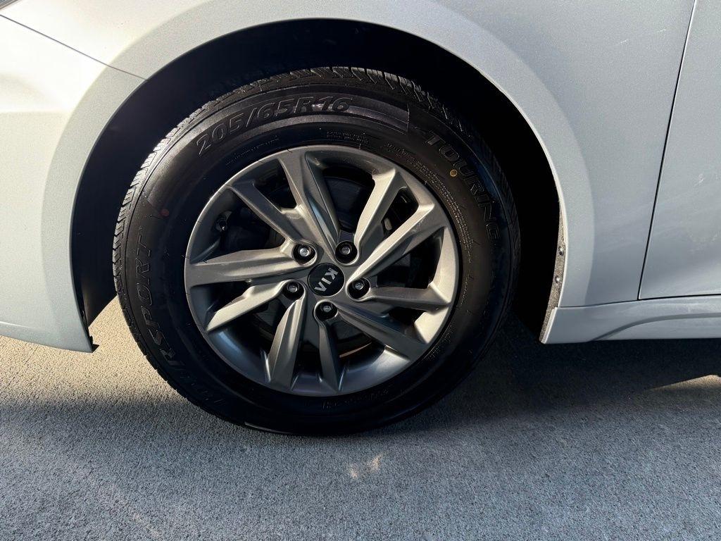 Kia Optima  2019