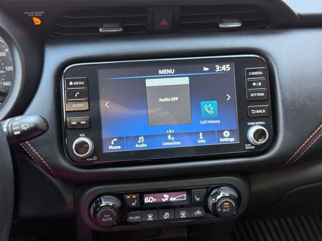 Nissan Kicks  2024
