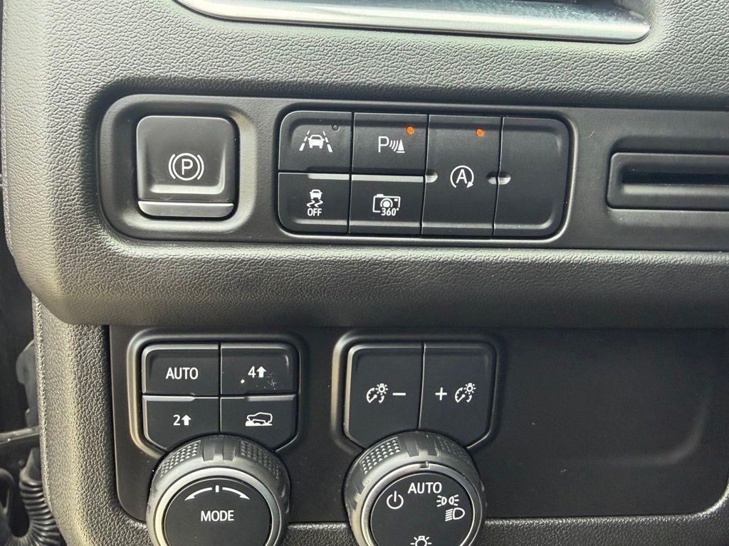 2023 Chevrolet Tahoe RST - Photo 16